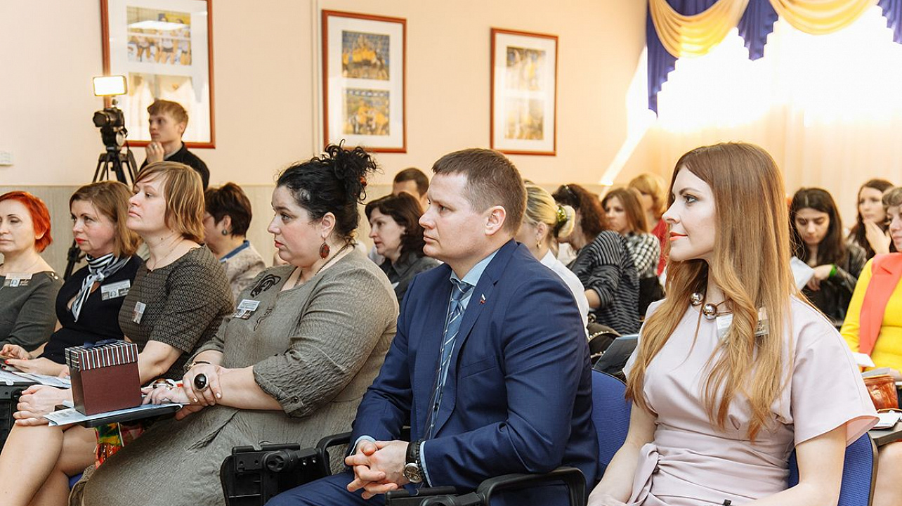 Депутат гордумы Сергей Быков принял участие в международной конференции преподавателей