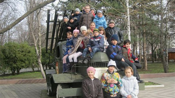 В Центральном округе проходят экскурсии по местам воинской славы