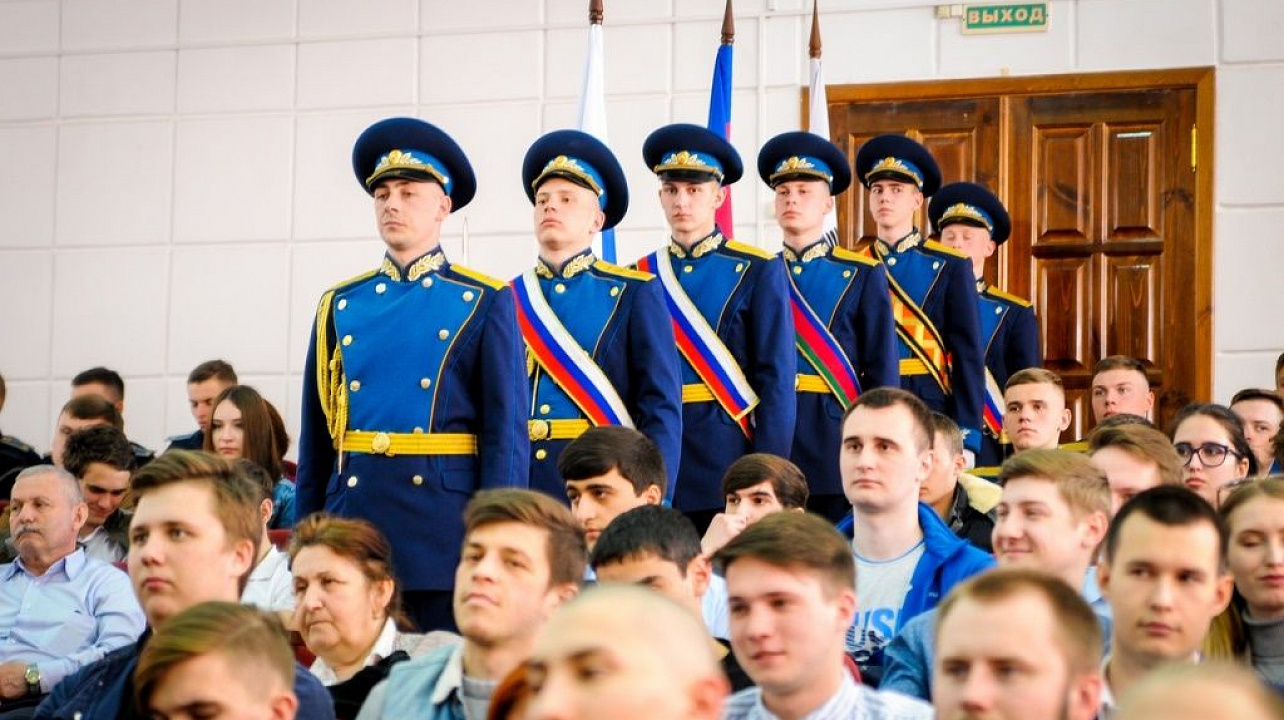 В администрации Западного округа  чествовали призывников