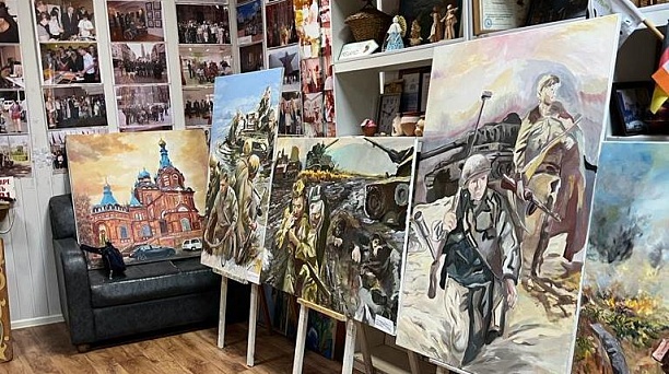 Выставка творческих работ и мастер-класс по живописи