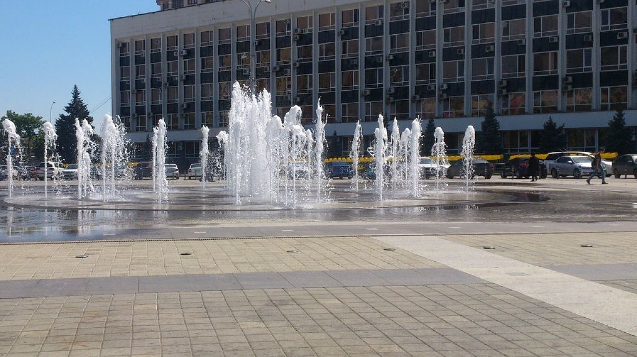 В выходные на главном фонтане Краснодара прозвучат композиции Сергея Рахманинова