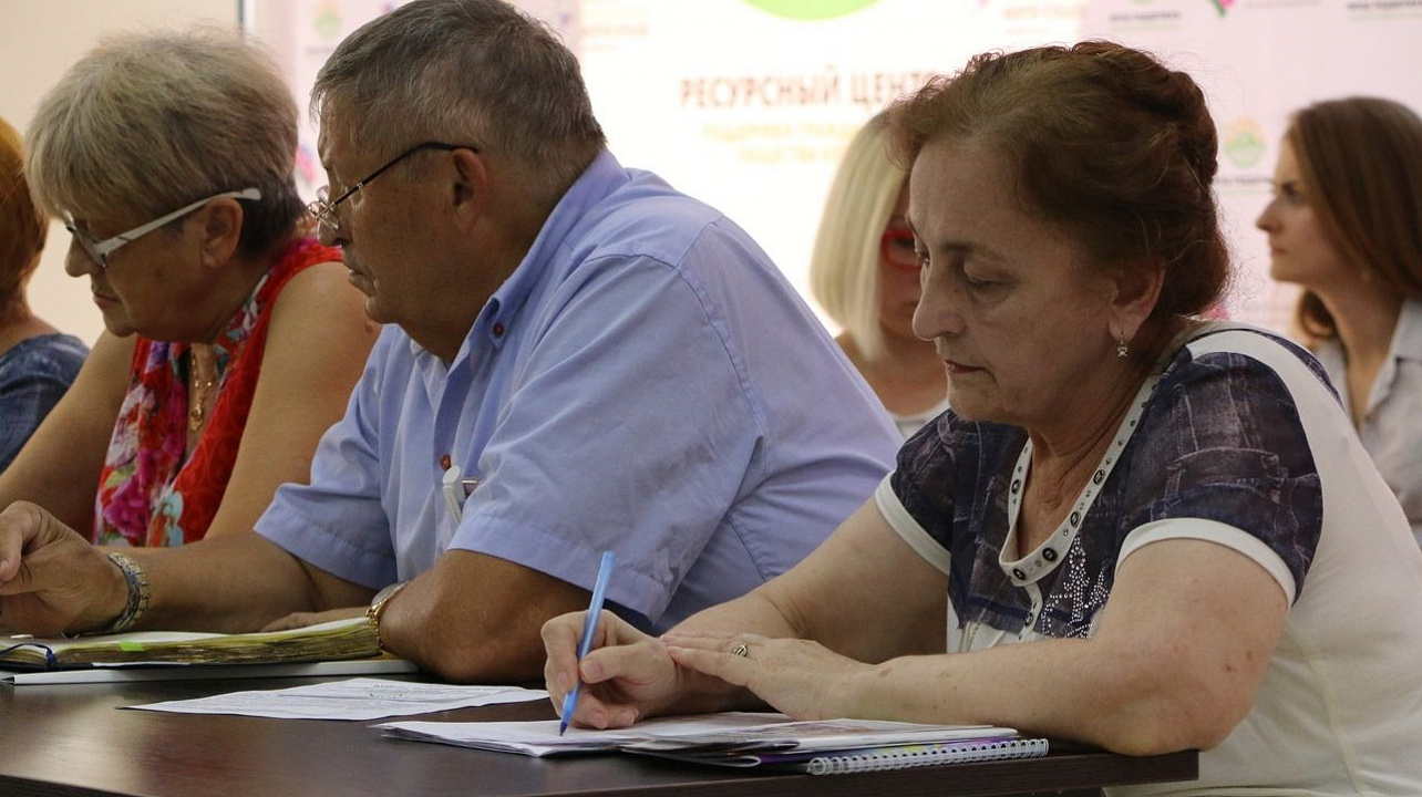 Консультативный совет общественных объединений провел заседание в новом ресурсном центре Краснодара.jpg