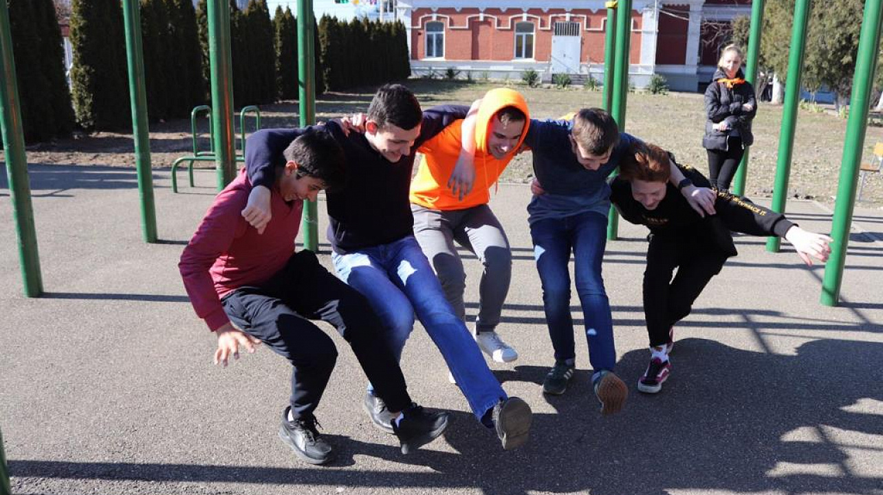 В Краснодарском торгово-экономическом колледже прошел патриотический квест