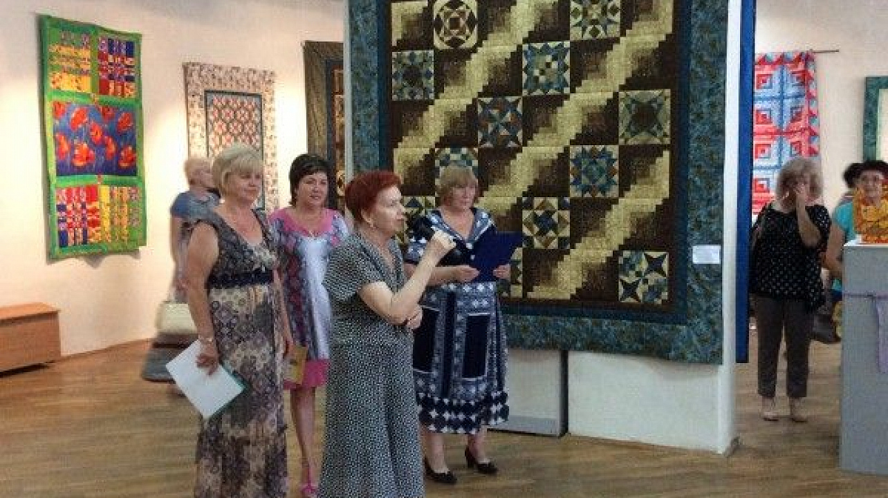 Выставка Мир Женщины_3.jpg