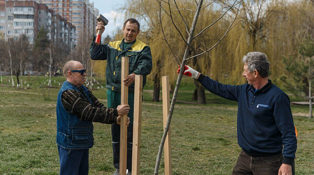 Евгений Первышов дал старт челленджу «Краснодар — 10 тысяч деревьев»