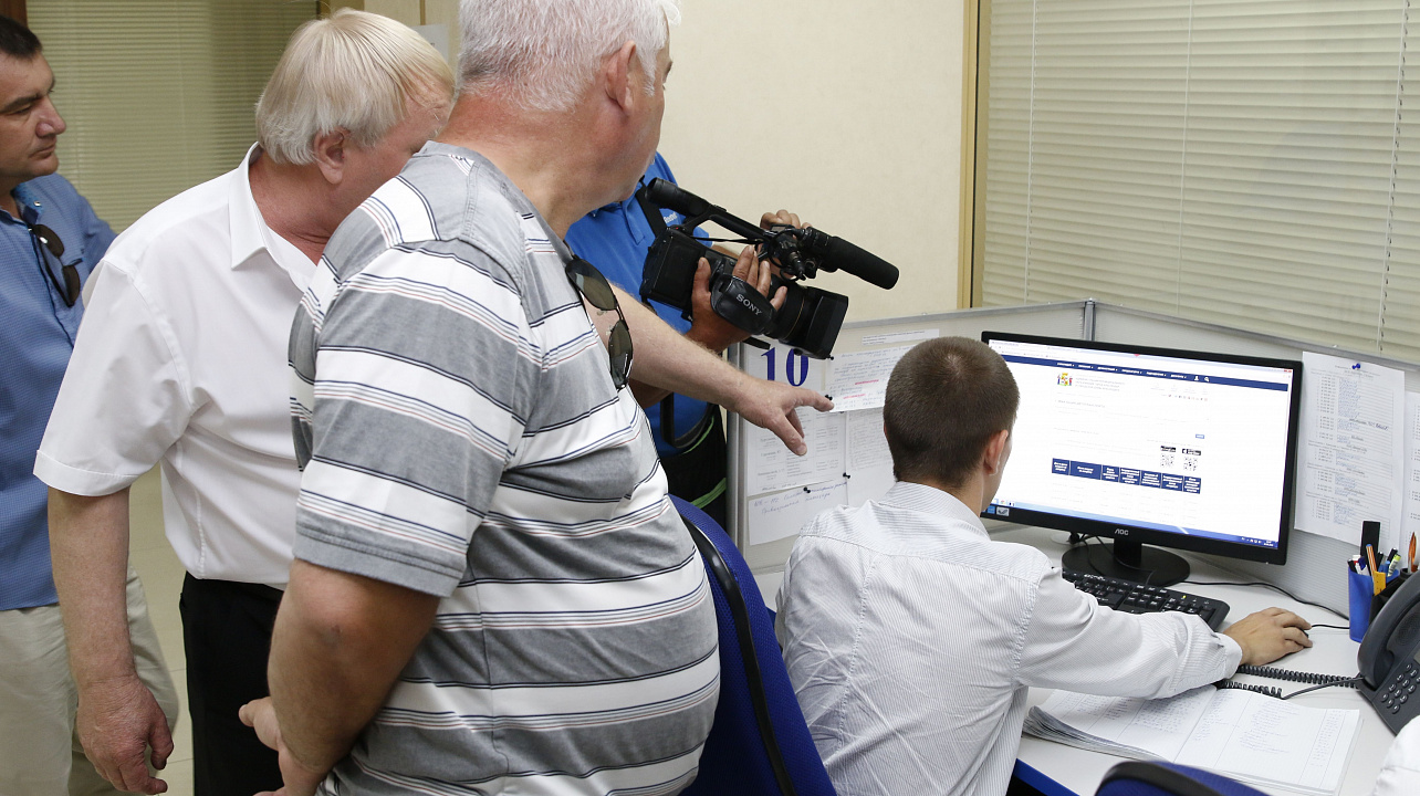 Делегация Волгоградской области познакомилась со службами мониторинга ситуации на улично-дорожной сети Краснодара