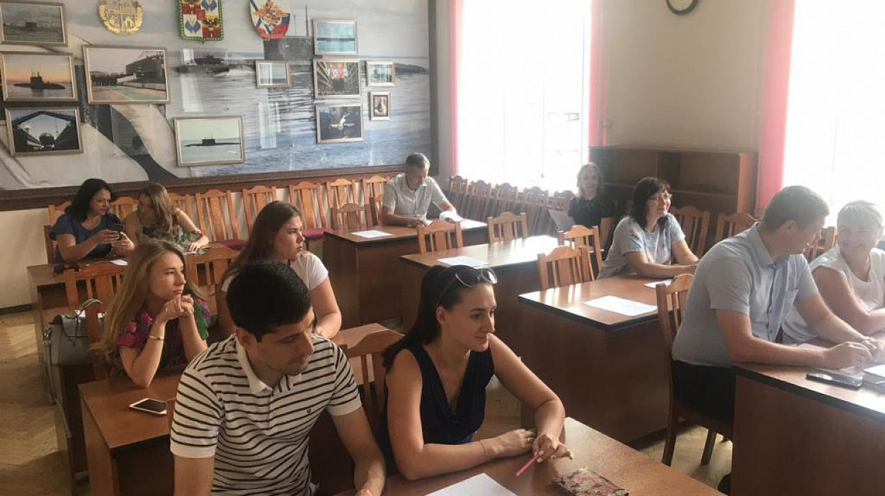 В администрации Западного округа  состоялось совещание с  по вопросу мобилизации  налоговой задолженности  физлиц