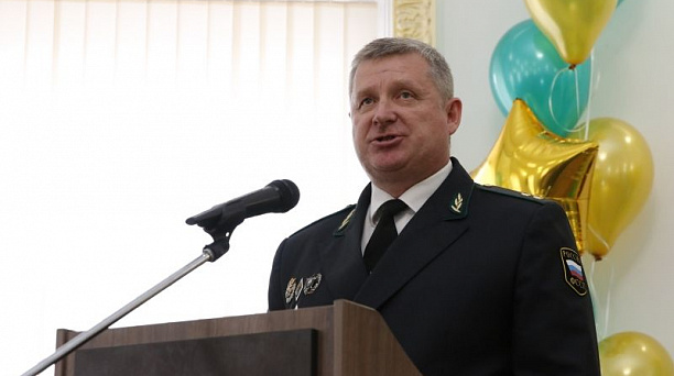 Евгений Первышов поздравил судебных приставов Кубани с 20-летием службы