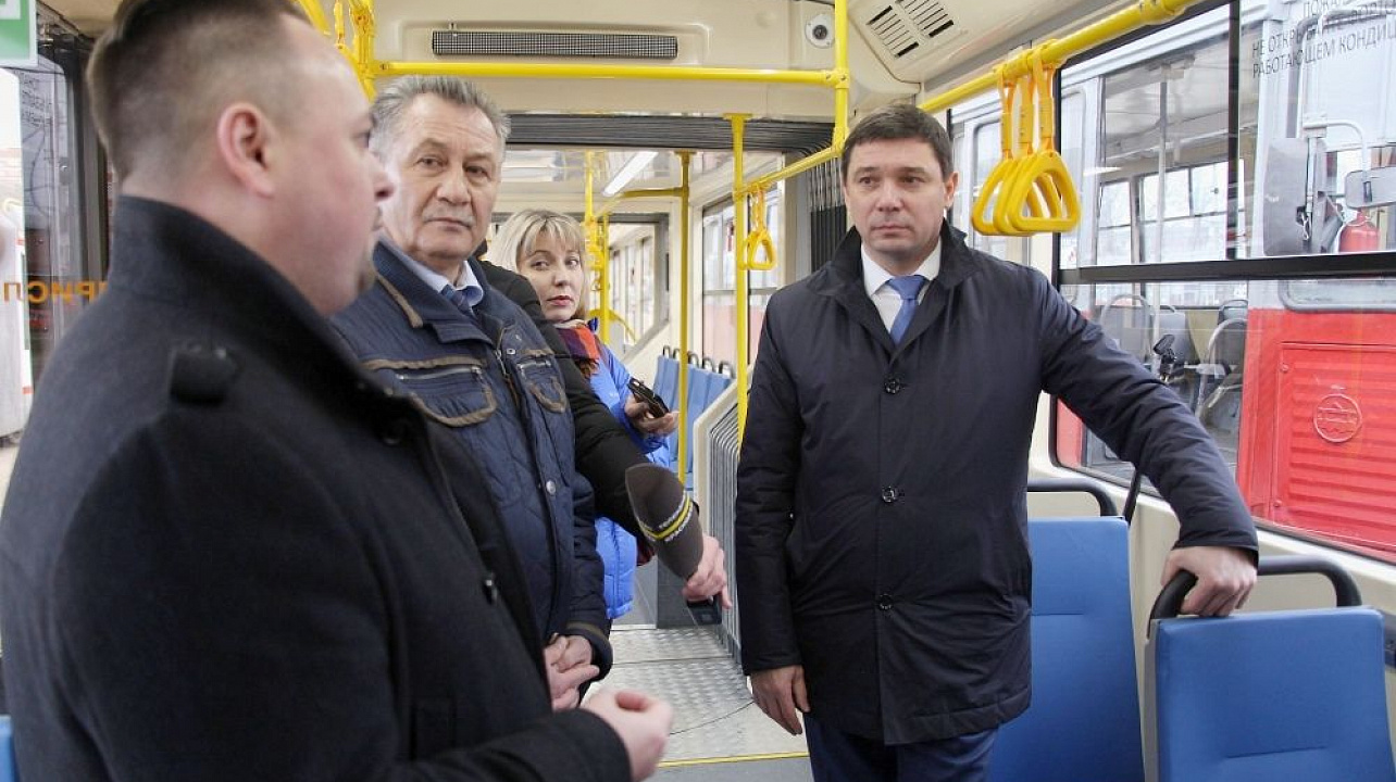Трёхсекционные № 4 и № 8: два новых трамвая вышли на маршруты в Краснодаре