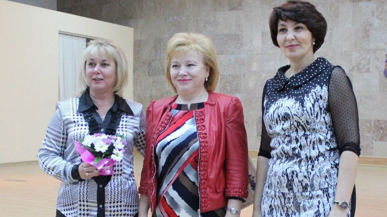 В администрации Центрального округа состоялся торжественный прием учителей