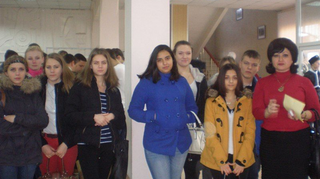 Студенты Краснодарского торгово-экономического колледжа  подарили ветеранам концерт