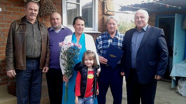 Жители станицы Елизаветинской отметили 55-летний юбилей семейной жизни