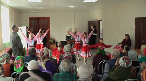 500 тимуровцев Прикубанского округа приняли участие в акции «От сердца к сердцу»