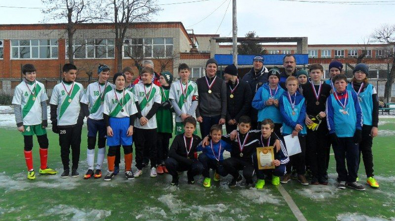 В Центральном округе состоялся открытый турнир по мини-футболу