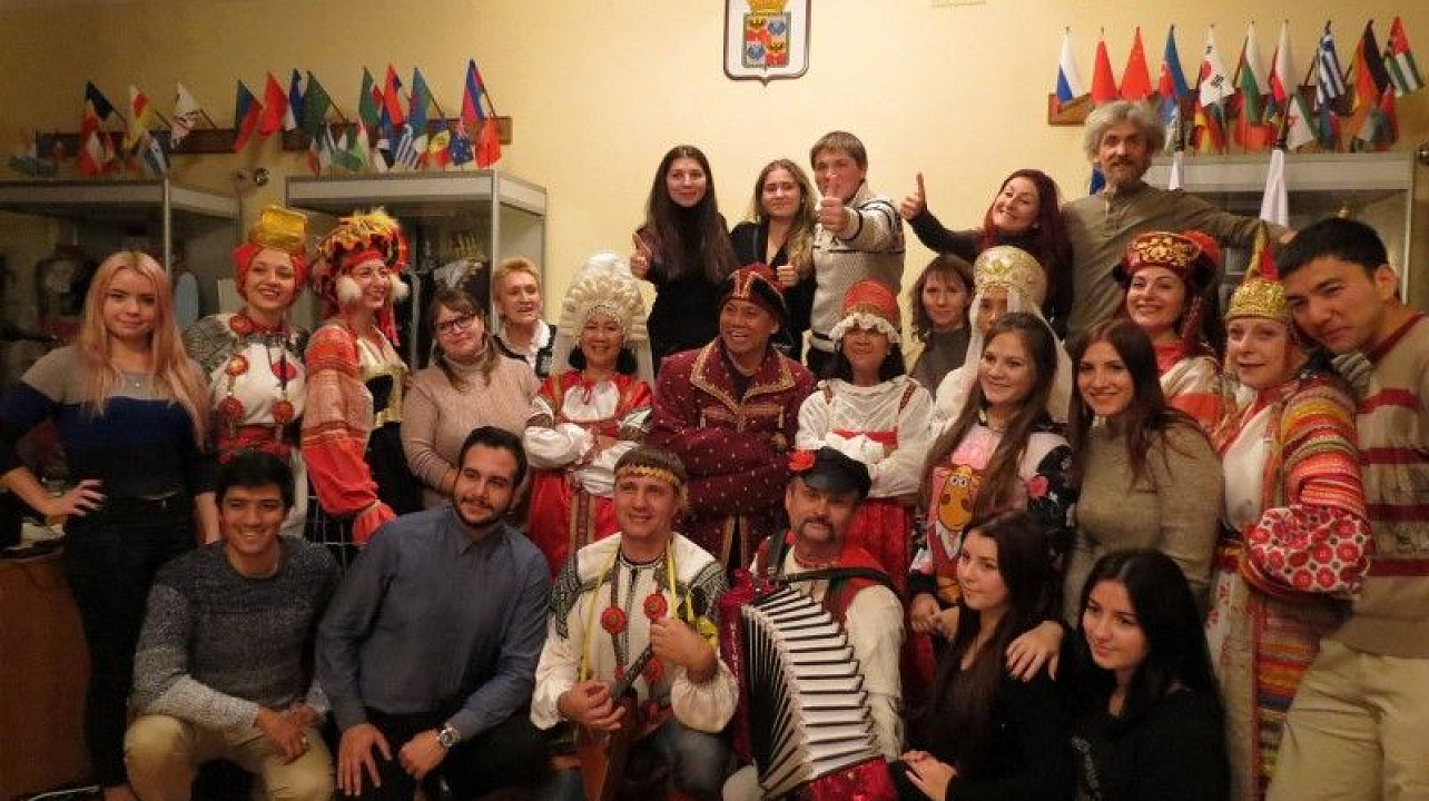 Гости из Таиланда посетили заседание клуба интернациональной дружбы (6).jpg