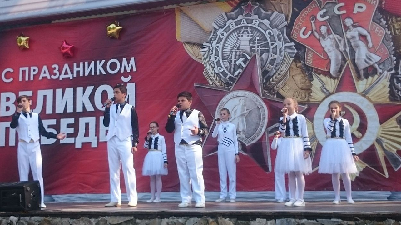 Школа искусств № 13 Западного округа продемонстрировала концертную программу для посетителей парка