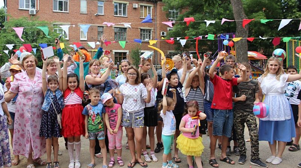 На игровых площадках Центрального округа отмечают День защиты детей