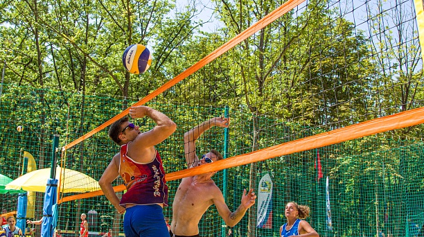 Волейбол объединяет поколения