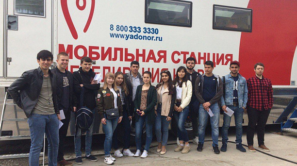 Студенты Западного округа приняли участие в едином Дне донора