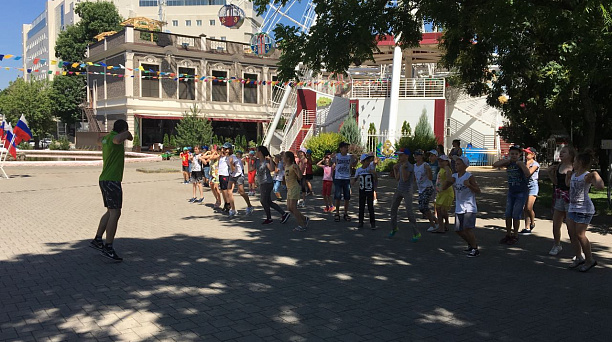 «Зарядка с чемпионом»