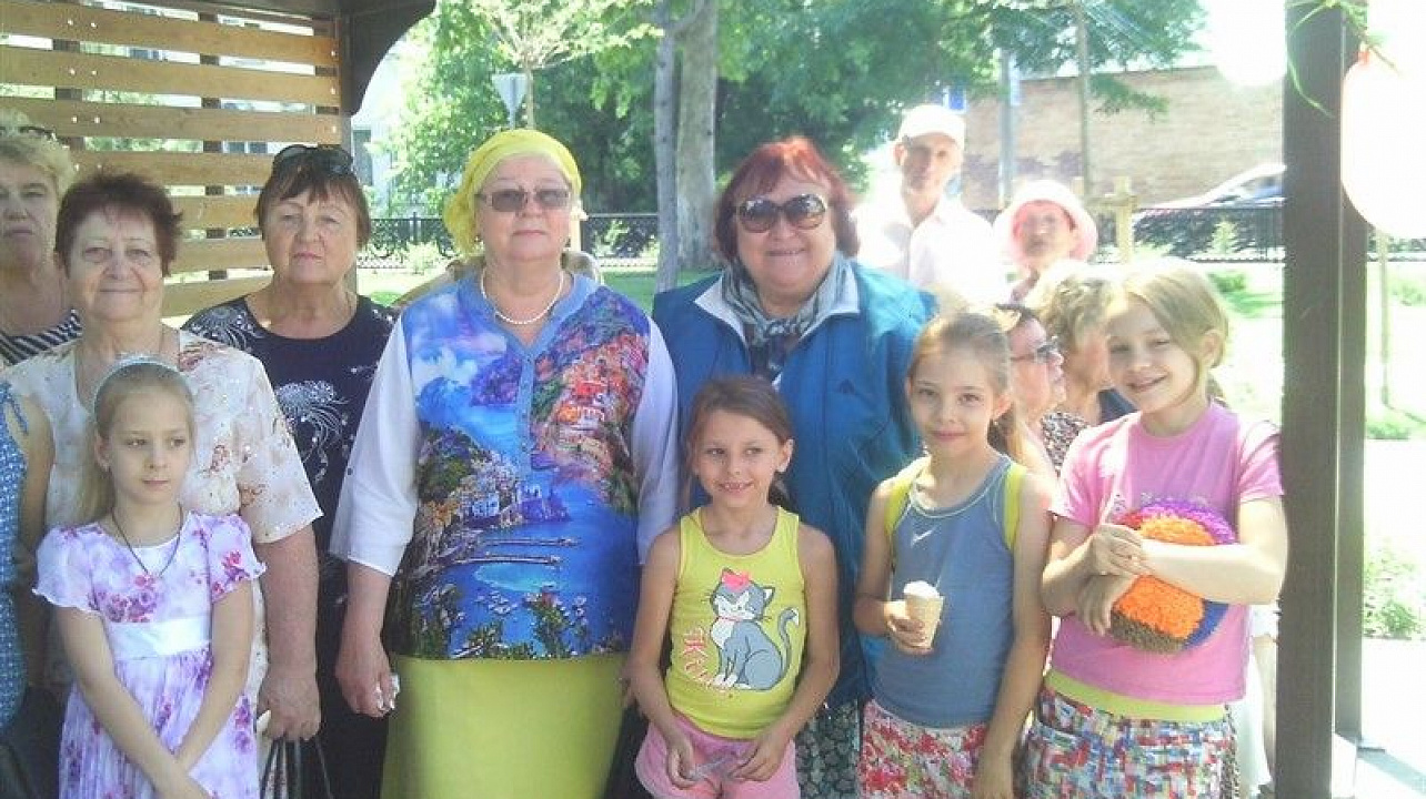 Общественная организация инвалидов, ветеранов, пенсионеров Западного округа г. Краснодара провела детский праздник в первый день лета.jpg