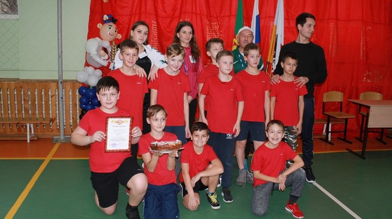 Центральном округе прошли соревнования «Казачьему роду – нема переводу»