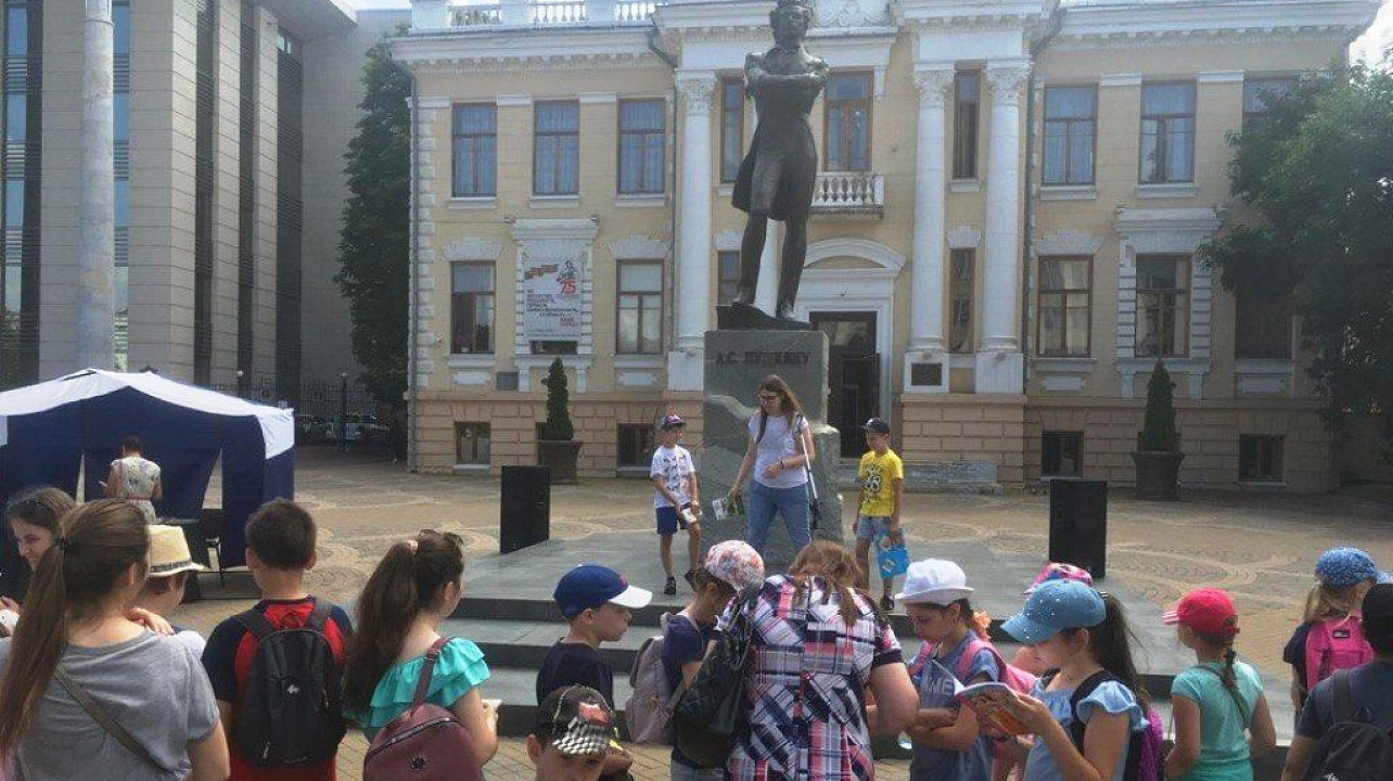 В Центральном округе отметили день рождения А.С.Пушкина