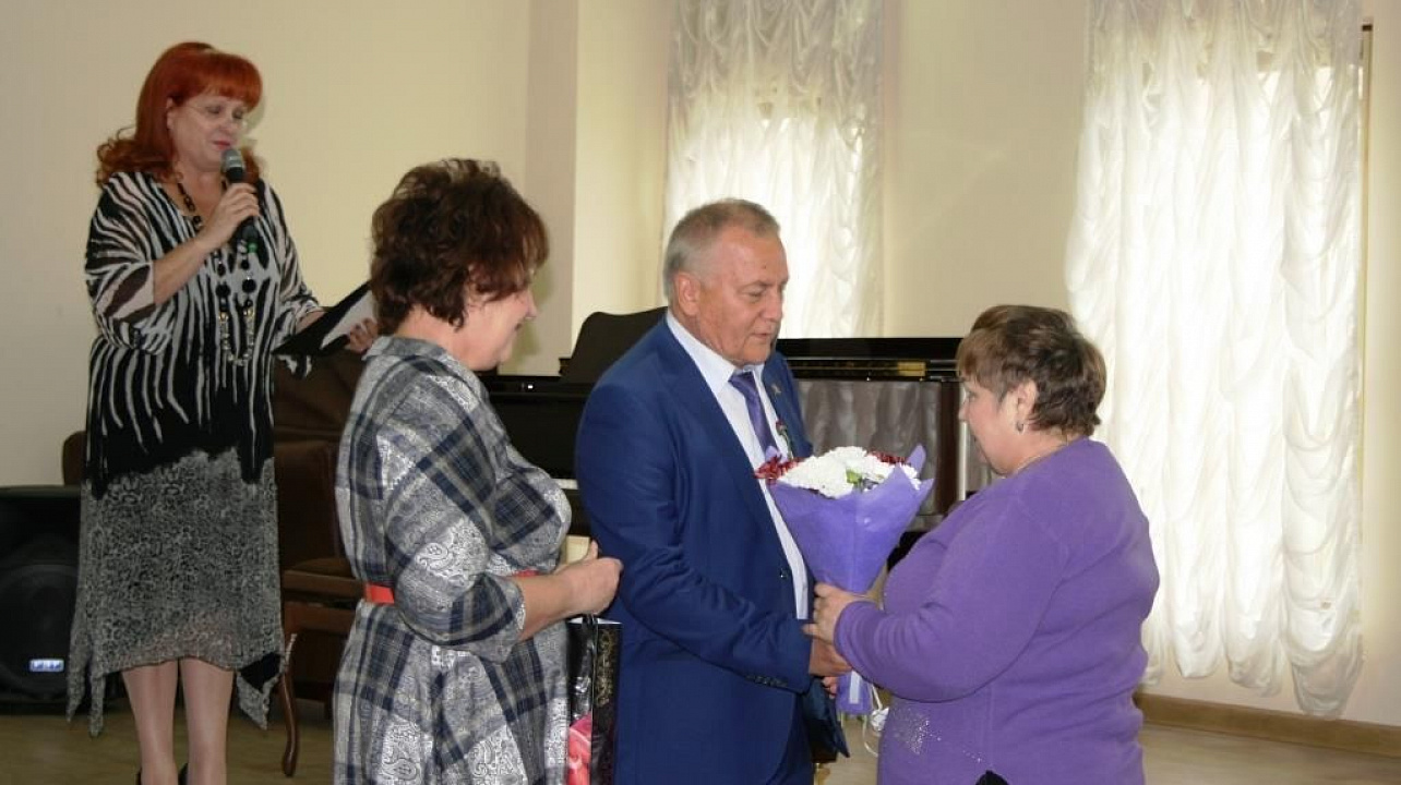День пожилых людей в Прпикубанском округе отметили праздничным концертом
