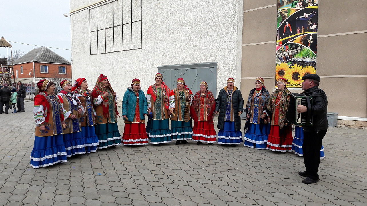 Елизаветинцы с размахом проводили зиму