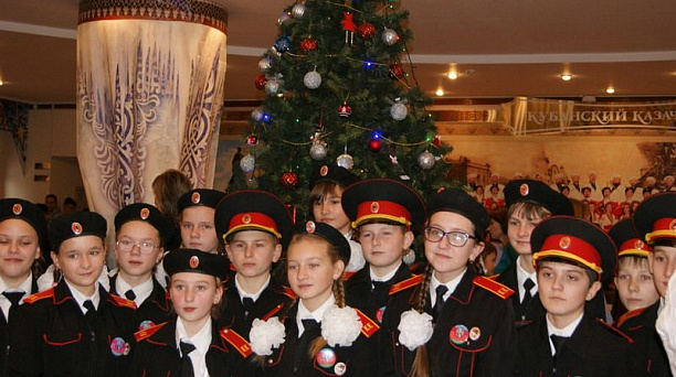 Новогоднее чудо для казачат