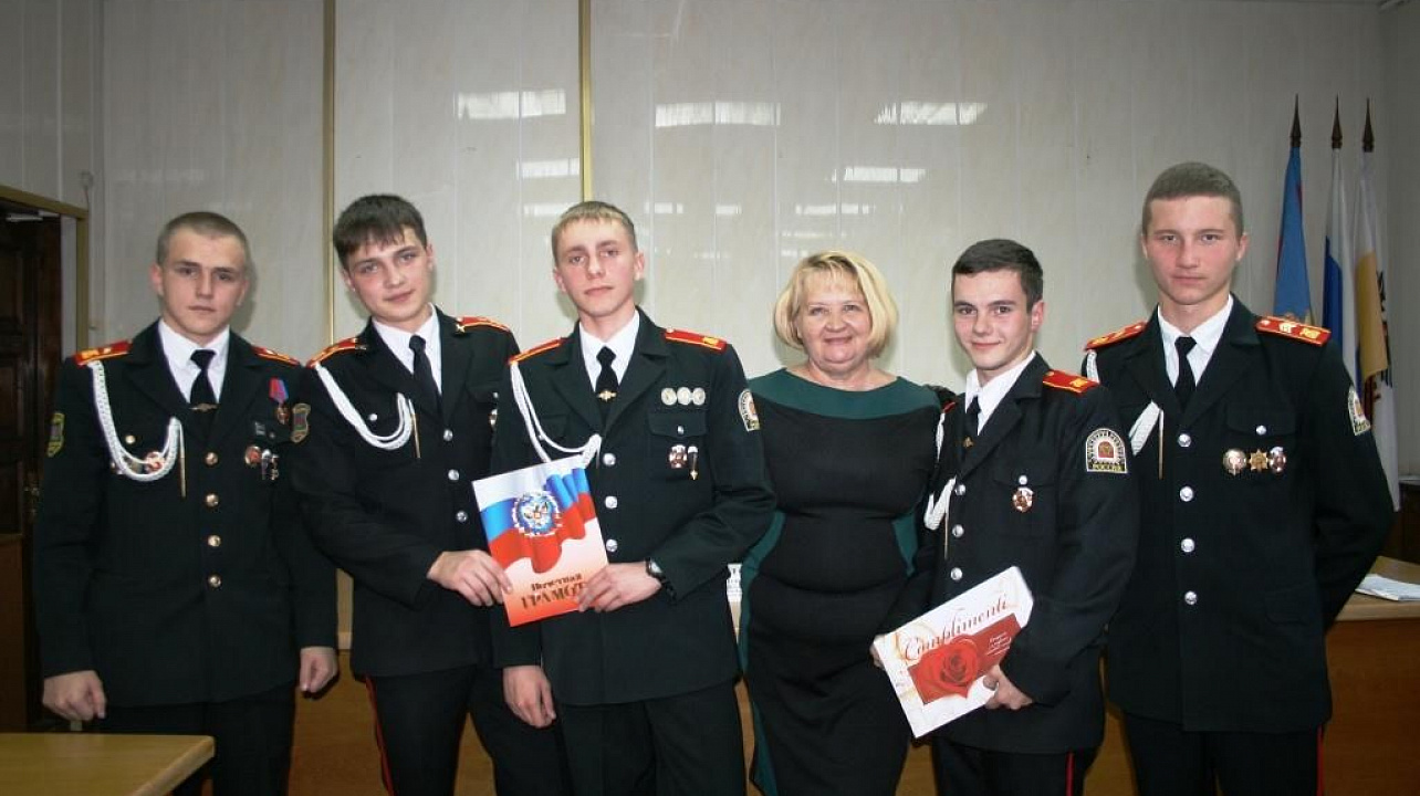 В Прикубанском округе прошел первый этап городских соревнований по брейн-рингу   в области избирательного права и избирательного процесса