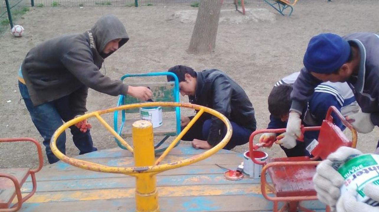 В поселке Краснодарском прошел масштабный субботник