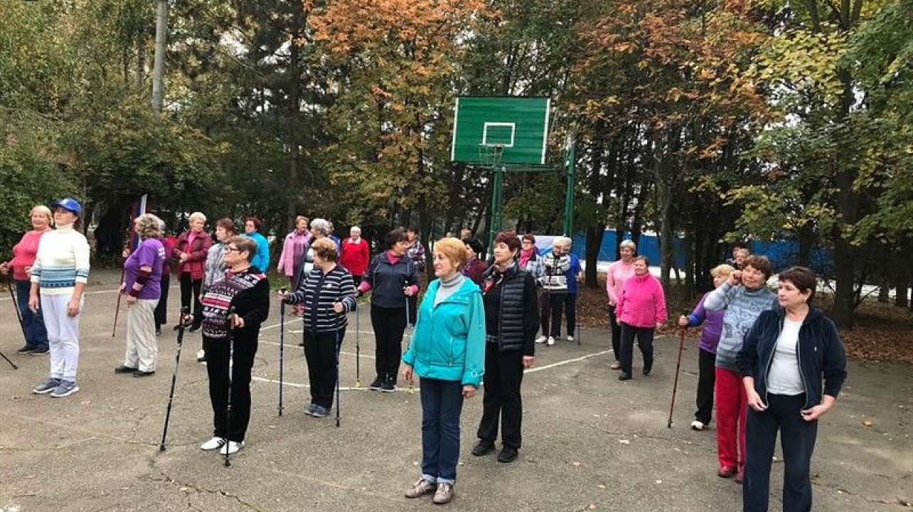 Союз пенсионеров Карасунского округа отпраздновал юбилей комсомола.jpg