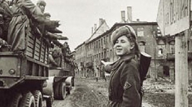 В прикубанской школе №45 прошло занятие, посвященное теме любви в произведениях Великой Отечественной войны