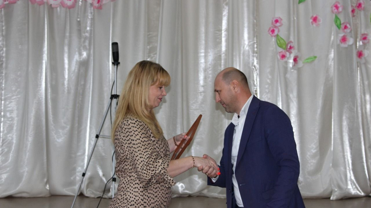 Особый подарок в День учителя1.jpg