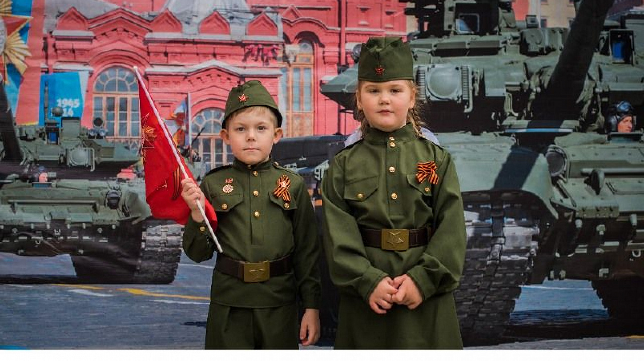 В День Победы жители округа посетили бесплатный показ фильма «Танки»