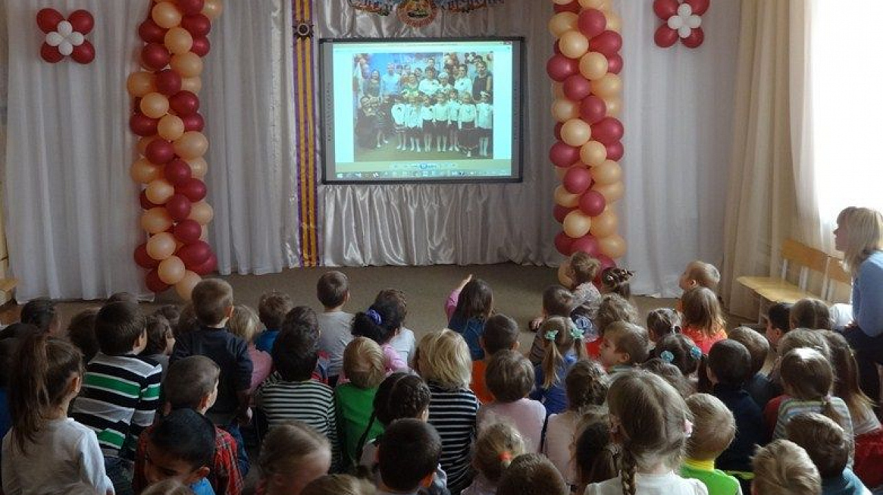 В детском саду № 104 состоялось торжественное закрытие месячника оборонно-массовой и военно-патриотической работы
