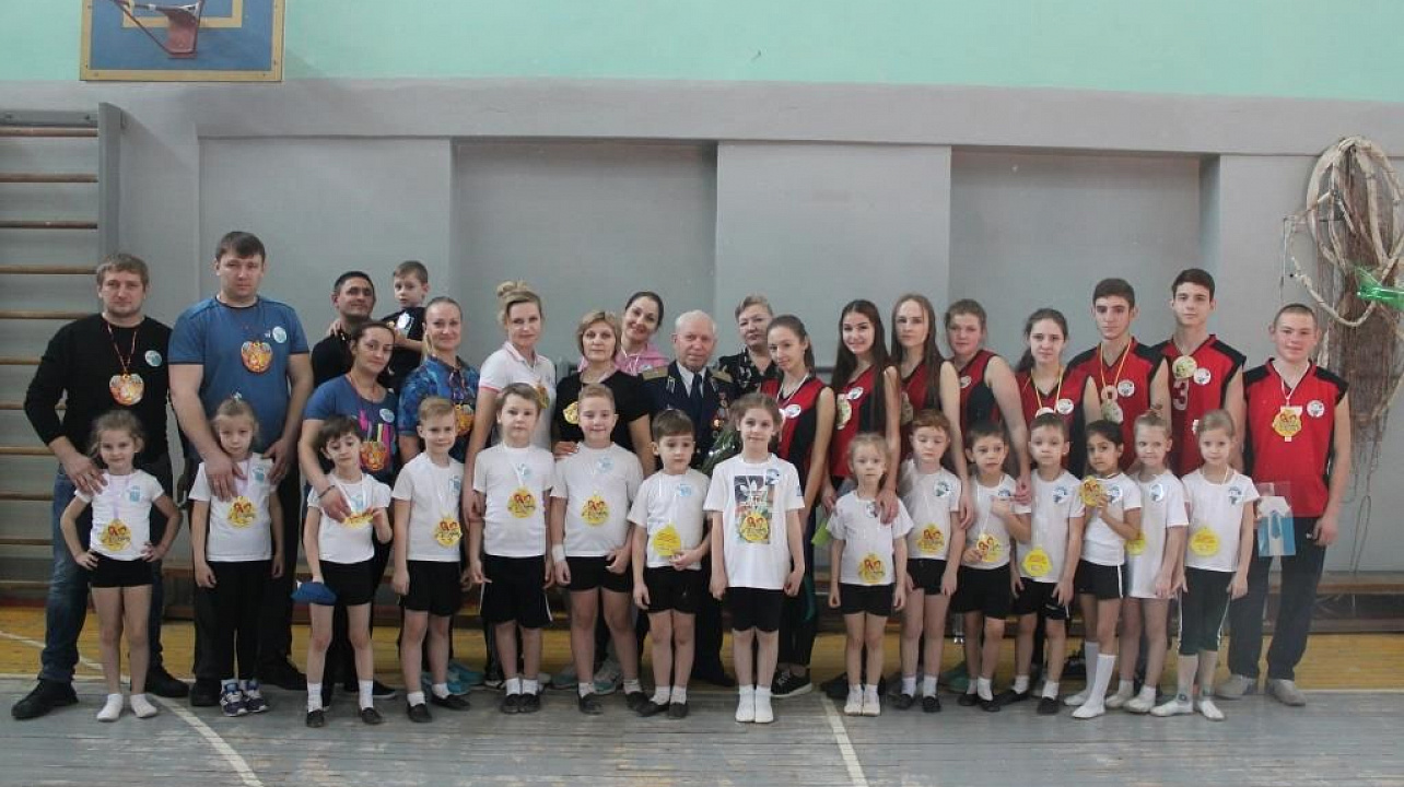 Урок мужества провели в гуманитарно-технологическом колледже Западного округа