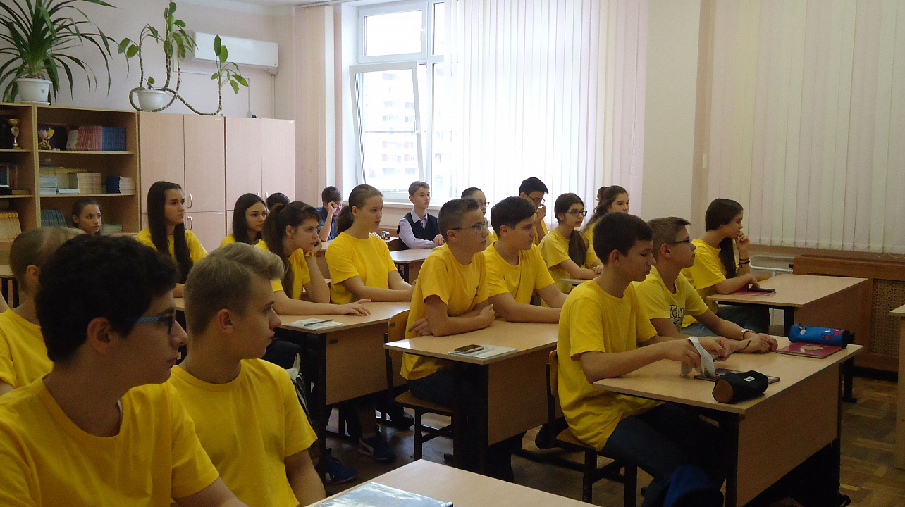 Всероссийский урок безопасности школьников в Интернете провели в Западном округе