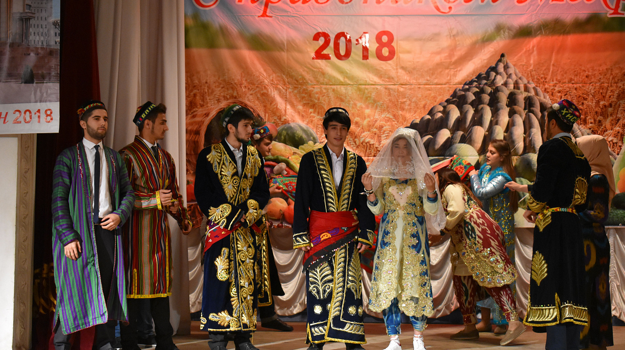 В Краснодаре отметили таджикский праздник «Мехргон».JPG