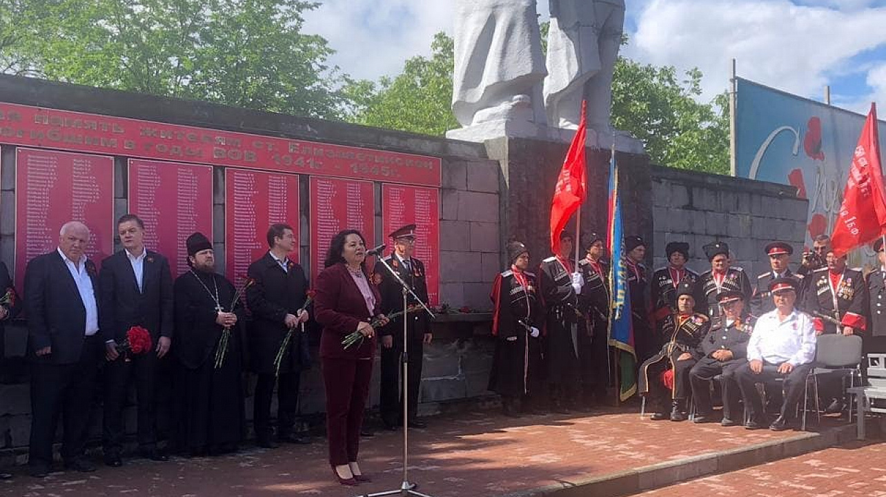 Шествием колонн "Бессмертного полка" встретили День Победы в станице Елизаветинской