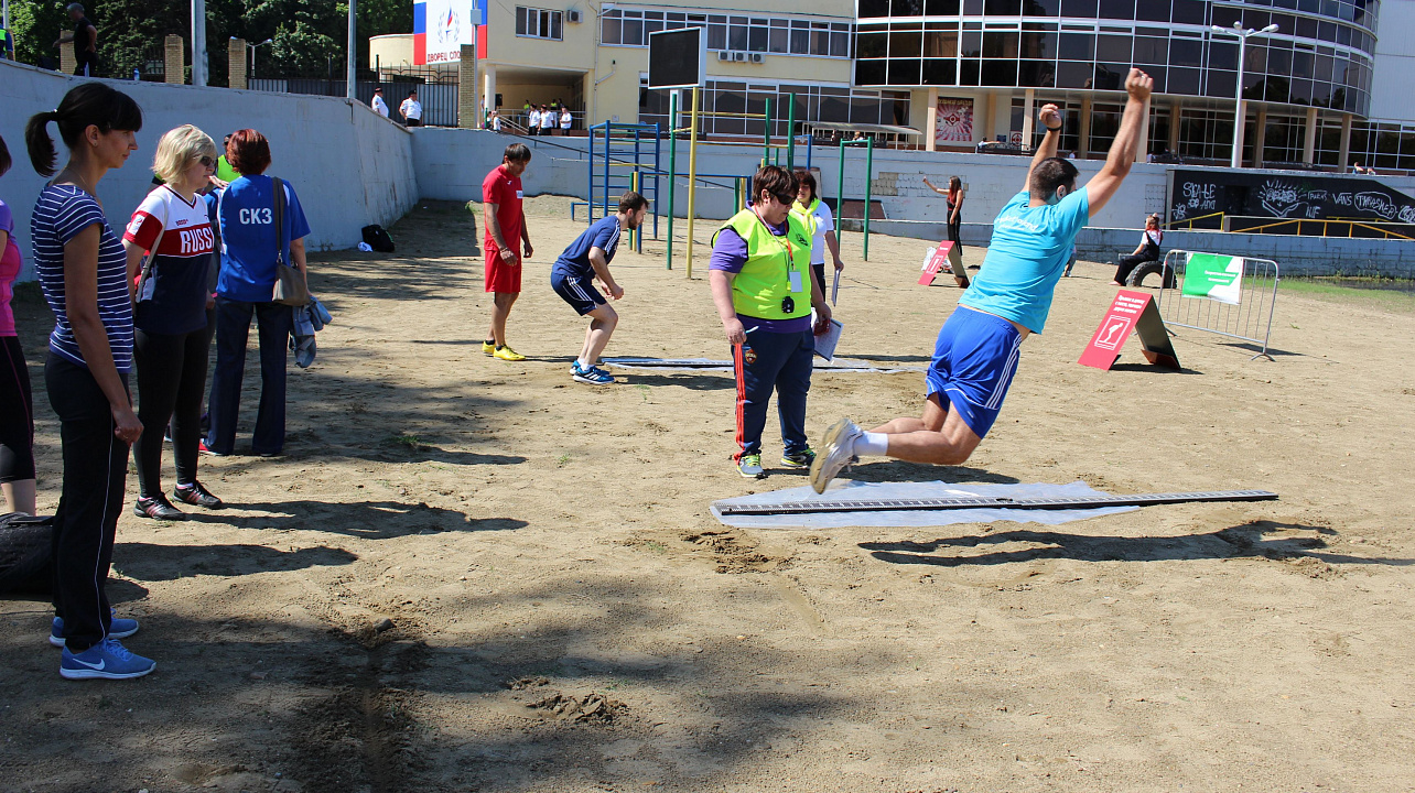 ООО «Газпром добыча Краснодар» передали «Эстафету ГТО» депутатам