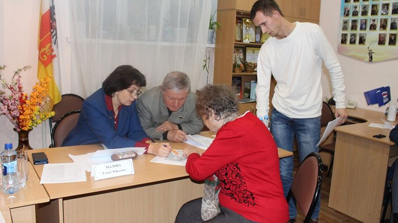 Глава Центрального округа Краснодара Елена Малова обсудила вопросы благоустройства с председателями органов ТОС