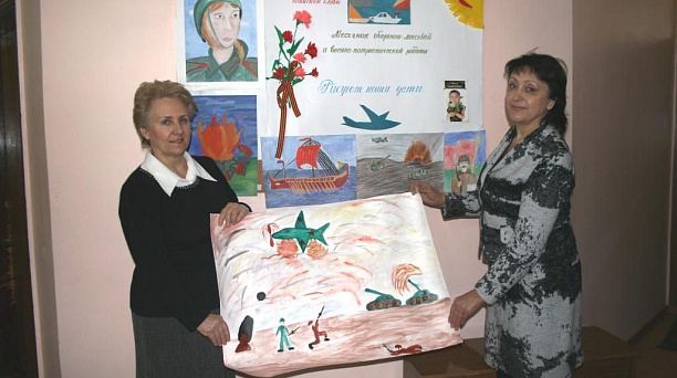 В территориальном центре Фестивальный открылась выставка детского рисунка на патриотическую тематику