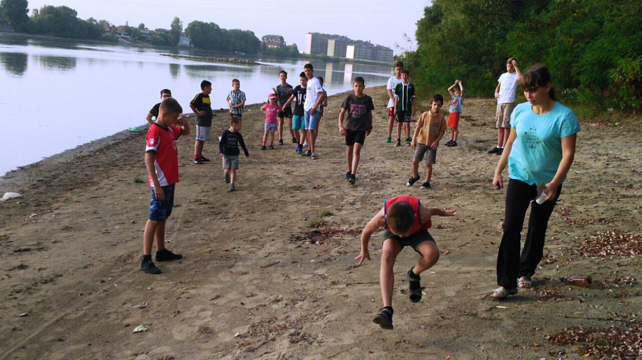 В Западном округе прошли окружные соревнования «Туристический квест — эстафета»