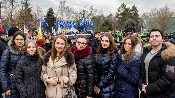 Памяти павших будьте достойны