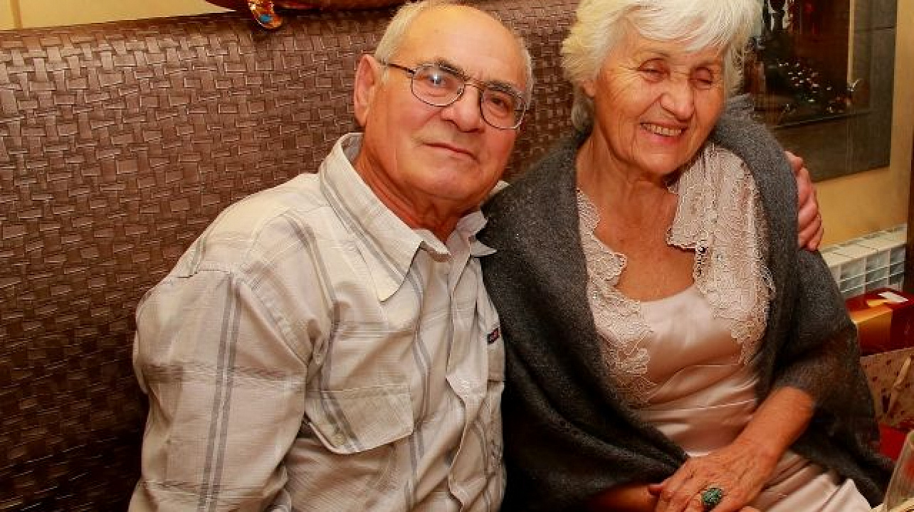 Жители поселка Индустриального отметили 55-летний юбилей совместной жизни