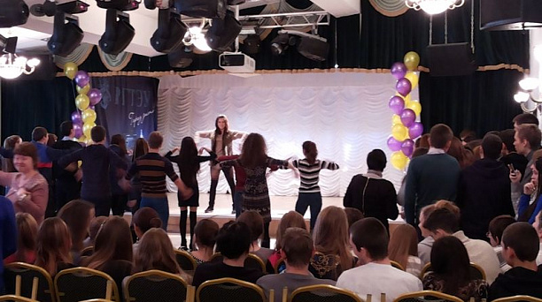 В Центральном округе состоялась молодежная акция «Танцуй ради жизни»