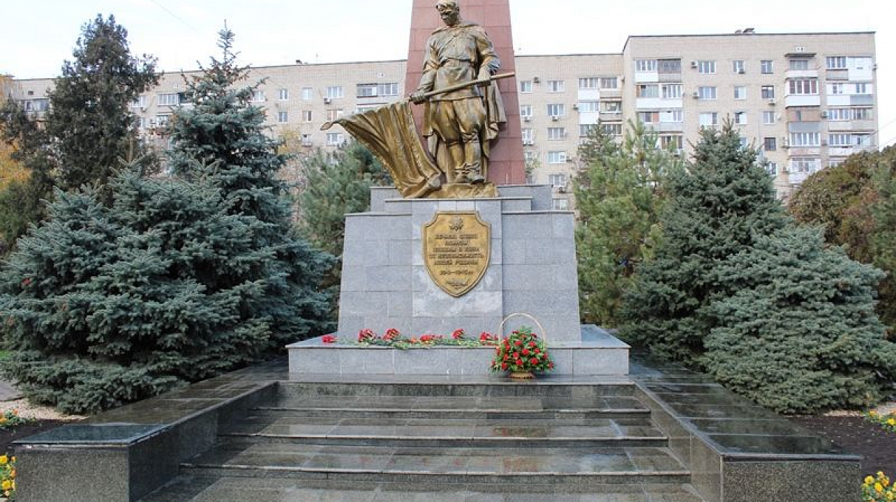 В День Неизвестного солдата в Западном округе почтили память воинов-освободителей Кубани ...JPG