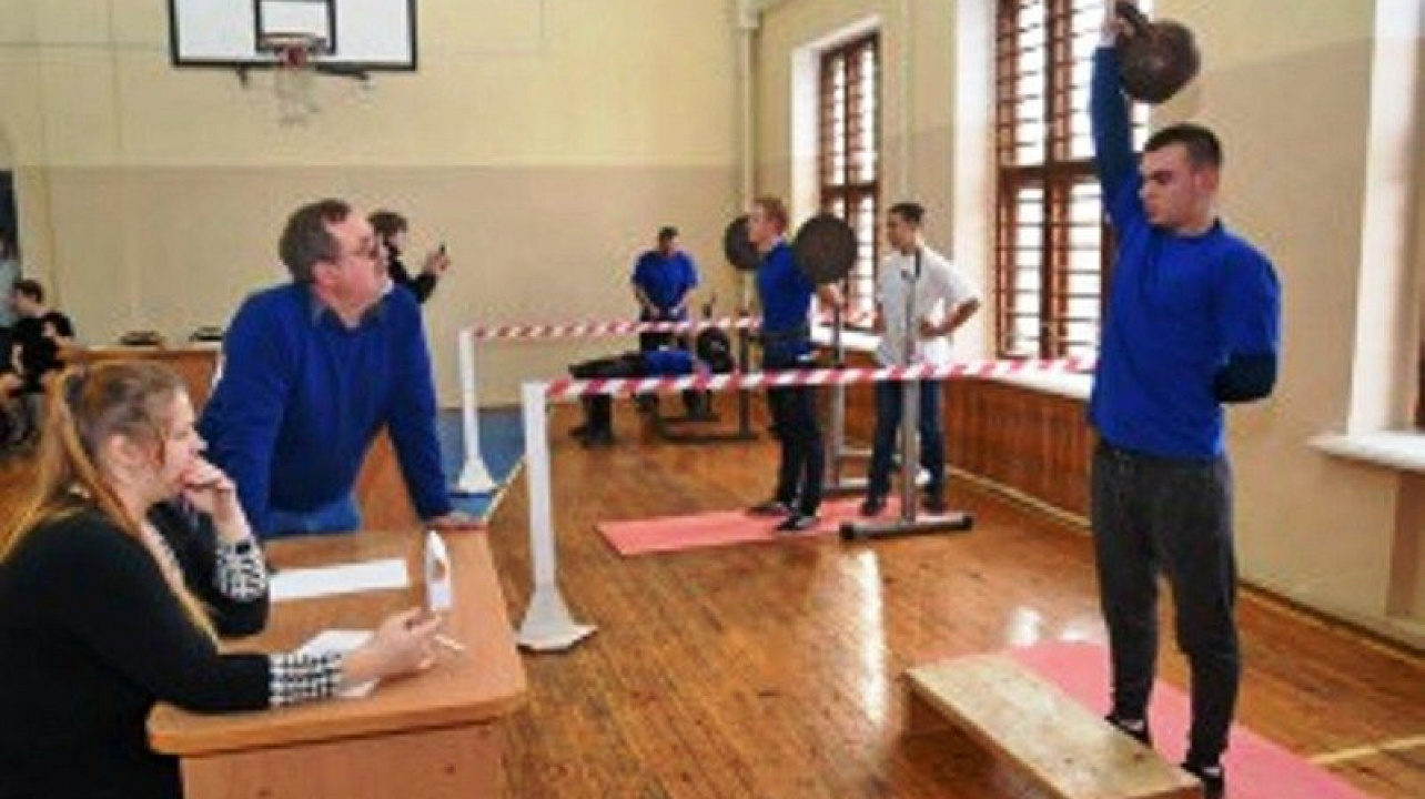 Соревнования по пятиборью в Краснодарском монтажном техникуме